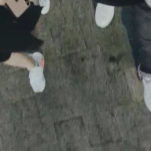 Meet your Posher, Đăng